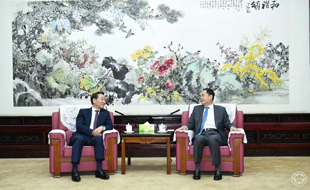 杨万明会长会见韩国市道知事协议会会长、仁川市市长刘正福